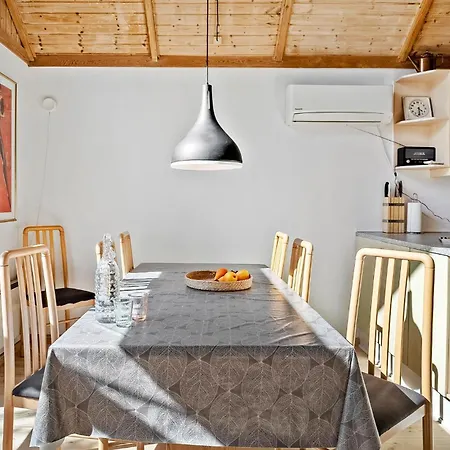 Casa vacanze Lovely In With Wifi *